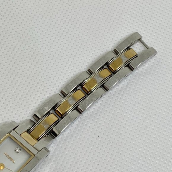 Fossil F2 women watch all stainless steel 15mm mop dial quart up to 6.5” running - Picture 4 of 8